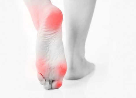 چه عواملی درد پا را ایجاد می کند؟ 2